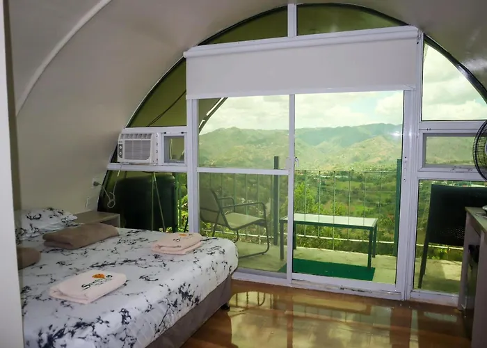 Serenity Busay リゾート セブ市